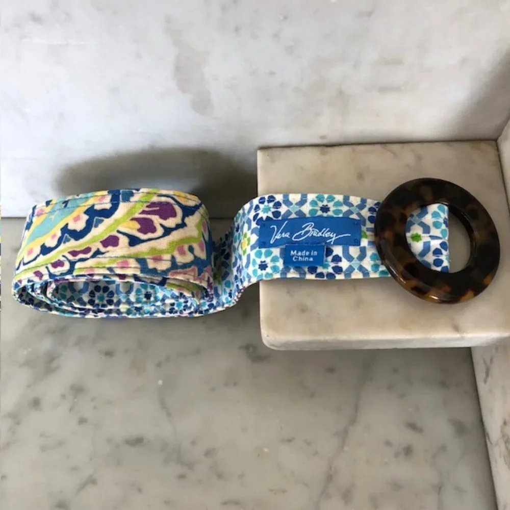 VERA BRADLEY Capri Blue Paisley 2007 Belt Retired